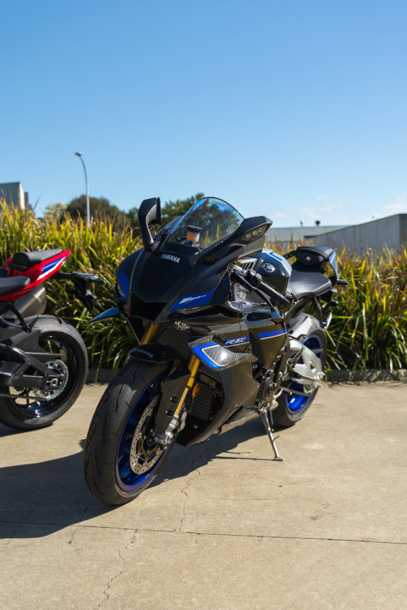 YAMAHA R1-M — image 2